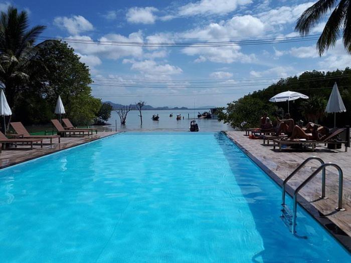 Kohmook The Sun Great Resort Ko Mook Bagian luar foto
