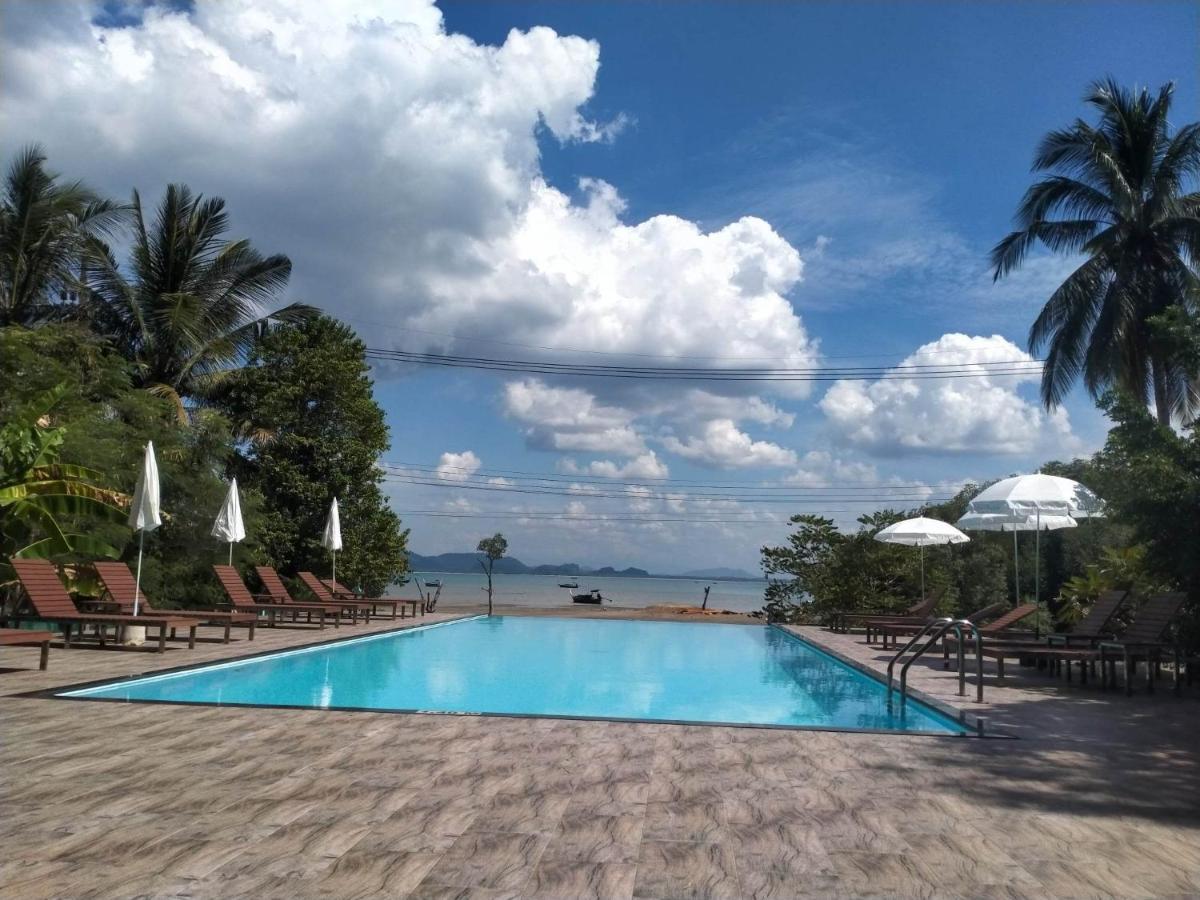 Kohmook The Sun Great Resort Ko Mook Bagian luar foto