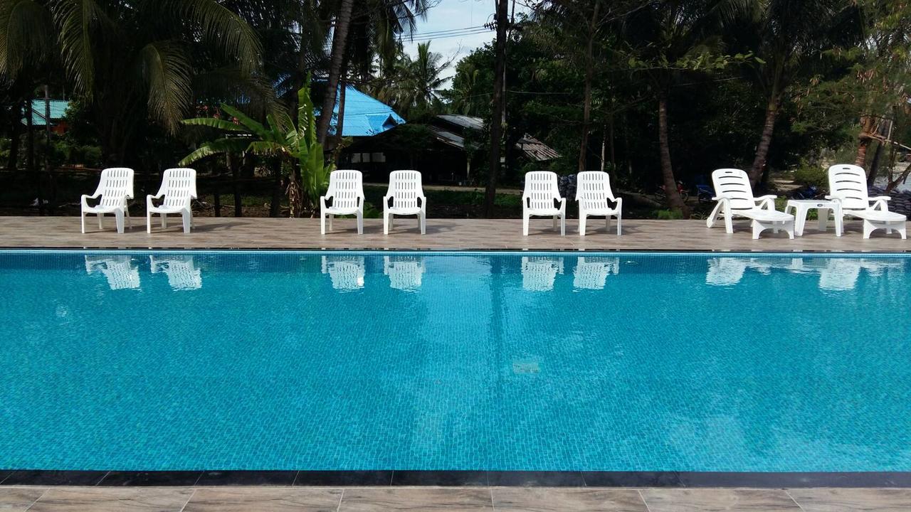 Kohmook The Sun Great Resort Ko Mook Bagian luar foto